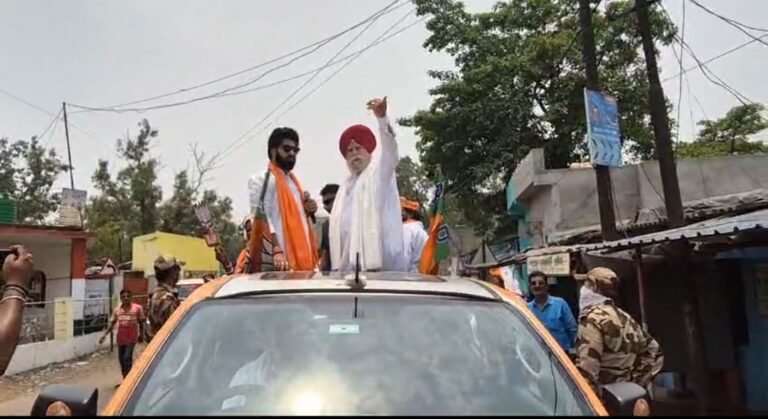 আসানসোল লোকসভা কেন্দ্রের বিজেপি প্রার্থী সুরেন্দ্র সিং আলুওয়ালিয়ার নির্বাচনী প্রচার