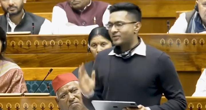 সংসদে কেন্দ্রীয় বাজেটের উপর তীব্র আক্রমণ অভিষেক বন্দ্যোপাধ্যায়ের, ‘এটা উন্নয়নের বাজেট নয়, করের মরণফাঁদ’