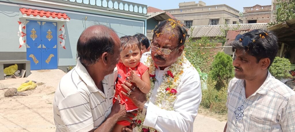 গোঘাটে ডা. নির্মল মাজির জোরদার প্রচার, পুজো দিয়ে শুরু প্রচারণা