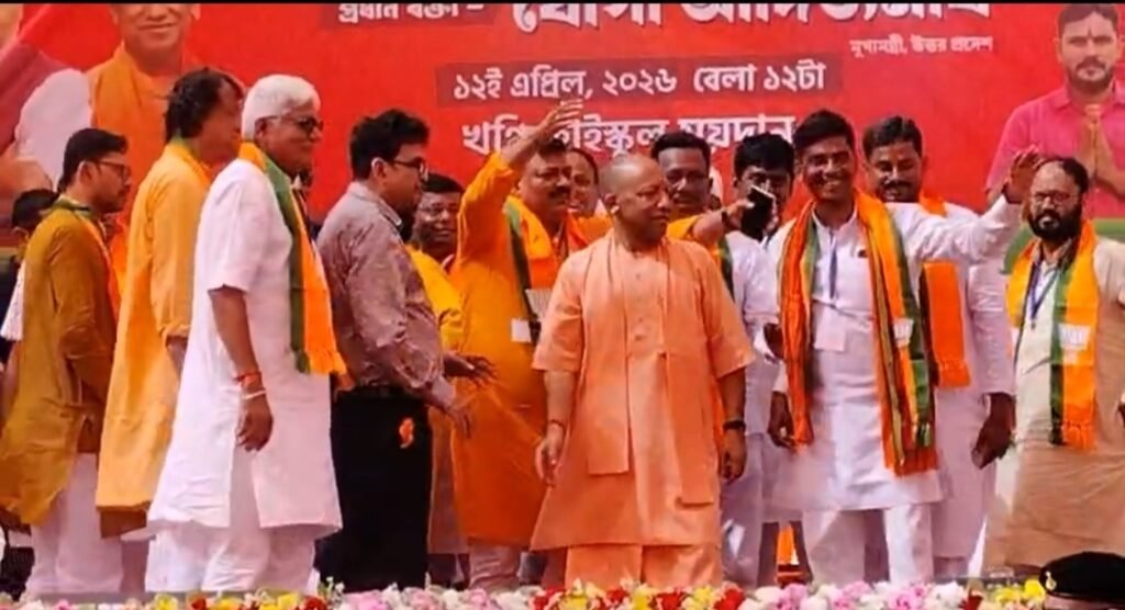 নন্দকুমারে প্রচারে যোগী আদিত্যনাথের বিস্ফোরক মন্তব্য, তৃণমূলকে তীব্র আক্রমণ