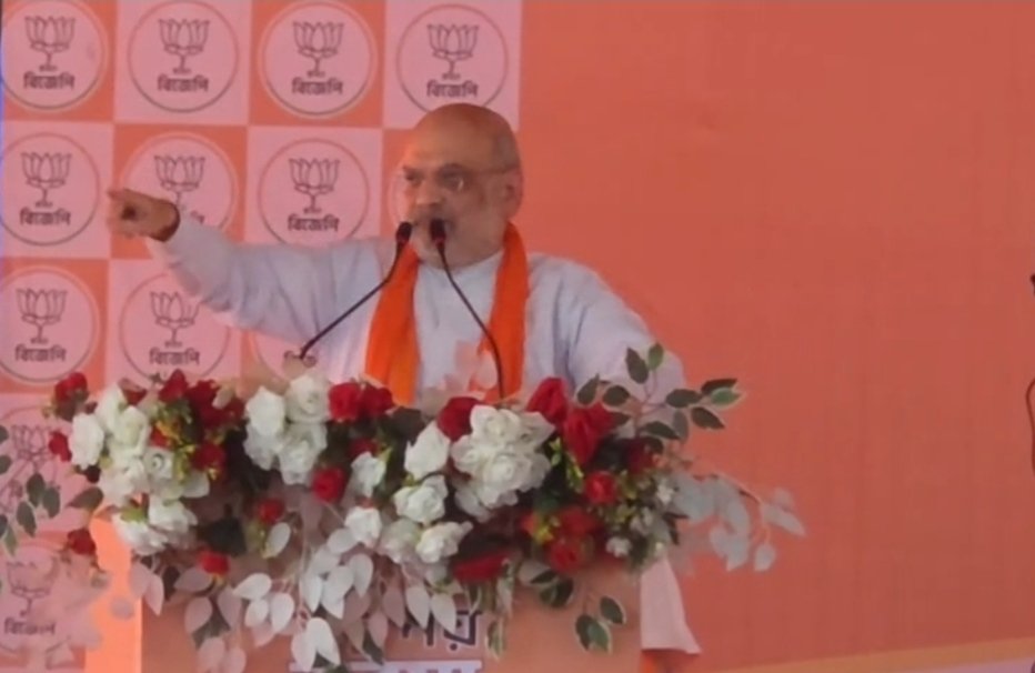 কুলটির সভা থেকে মমতা বন্দ্যোপাধ্যায়কে আক্রমণ, ‘অনুপ্রবেশকারী মুক্ত বাংলা’র ডাক অমিত শাহ-র