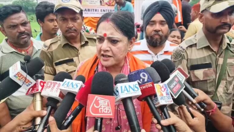 पश्चिम बंगाल की मंत्री अग्निमित्रा पाल का बड़ा हमला, तोलाबाजी करने वालों को नहीं बख्शेंगे, ममता सरकार ने रोहिंग्या और आतंकियों को संरक्षण दिया